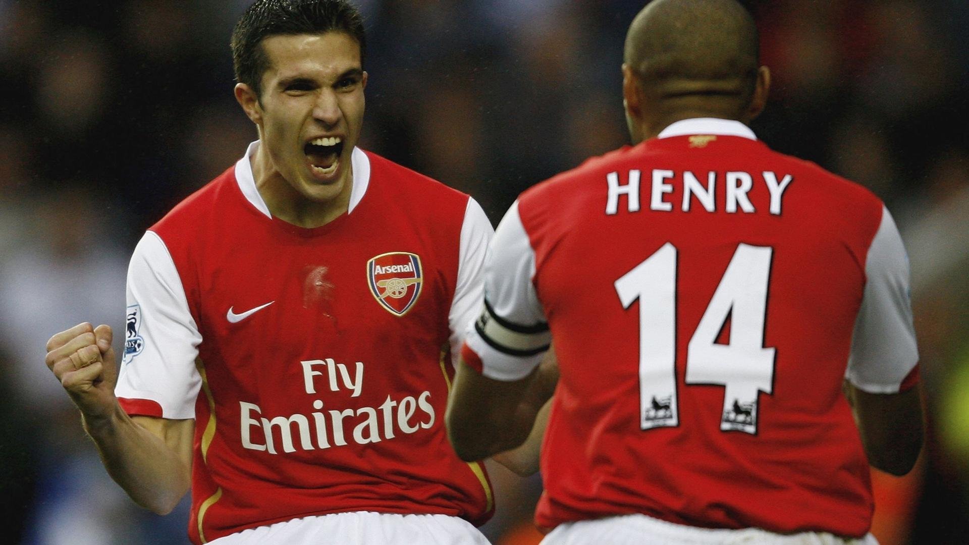 《Faker迎来职业生涯第十个赛季，展望未来新目标》，faker第一年职业